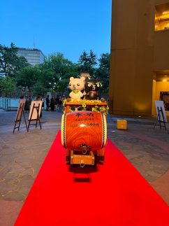 小倉祇園太鼓　体験山車「燦燦号(さんさんごう）」展示