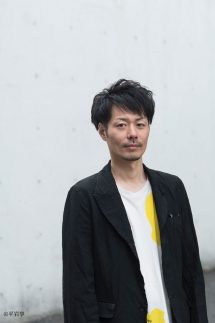 ロゴ：ひとまち＋アーツ協働事業　 シニア生きがいプログラム「まだまだ人生楽しむ演劇体験！」 ワークショップ参加者募集
