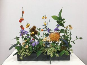 ロゴ：フラワーデザイン～月2回コース